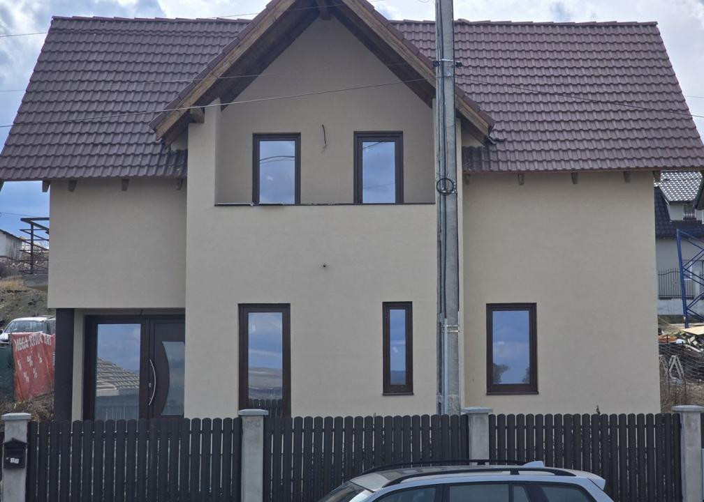 Casa semifinisata 4 camere, CF disponibil, Campenesti