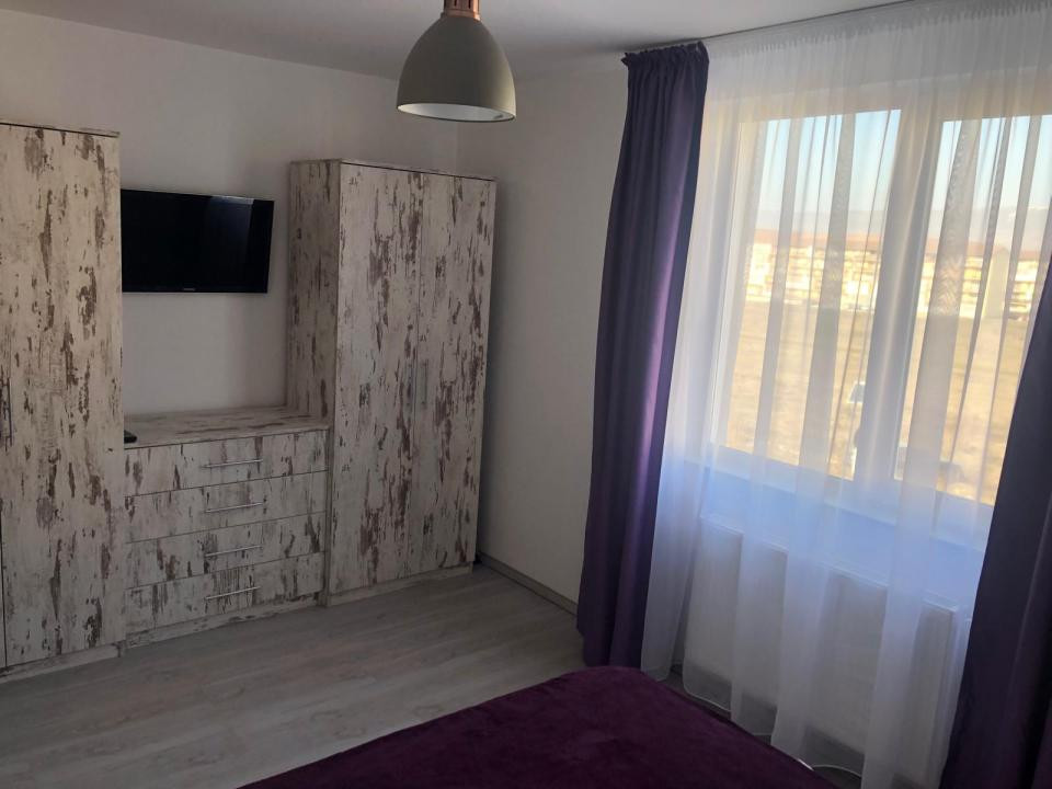 Apartament de 3 camere, 63 mp , Zona Teilor
