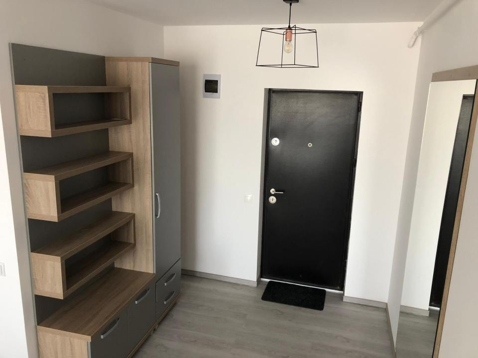 Apartament de 3 camere, 63 mp , Zona Teilor
