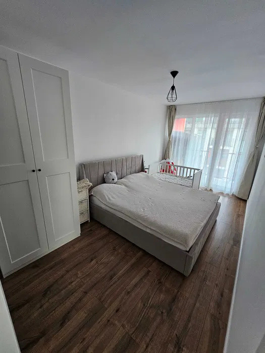 Apartament cu 3 camere, 2 bai, 2 balcoane, zona Abatorului