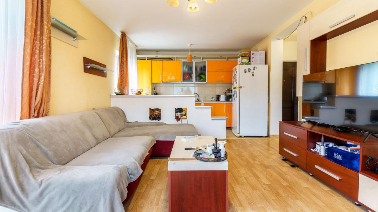 Apartament de doua camere, 44.44 mp, mobilat/utilat, Zona Florilor