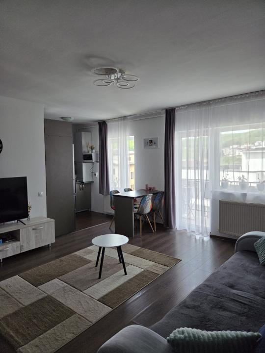Apartament  cu 2 camere,zona Eroilor,2balcoane,etaj intermediar
