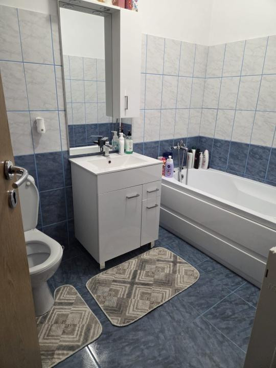 Apartament  cu 2 camere,zona Eroilor,2balcoane,etaj intermediar
