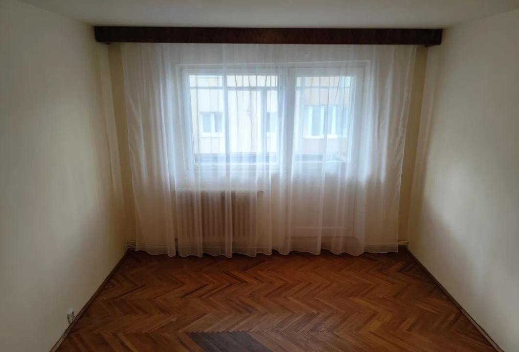 Apartament 3 camere decomandate | 52 mp | Parcare | Mănăștur