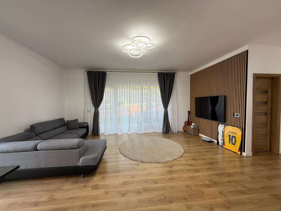 Duplex de vanzare , 120 mp utili zona ,VIVO