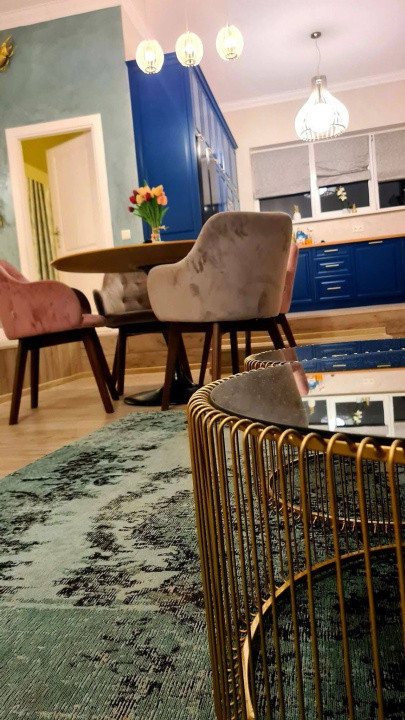 Apartament de LUX, 3 camere ,110 mp , Zona VIVO