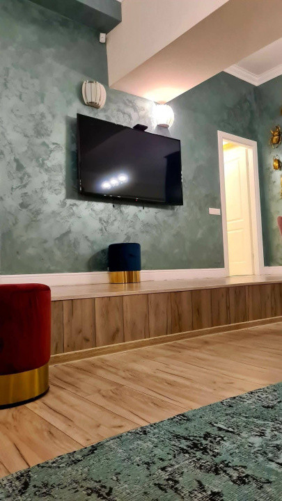 Apartament de LUX, 3 camere ,110 mp , Zona VIVO