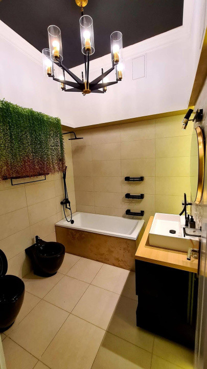 Apartament de LUX, 3 camere ,110 mp , Zona VIVO