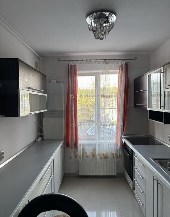 Apartament 2 camere decomandate, 54mp, balcon, parcare, zona Petrom