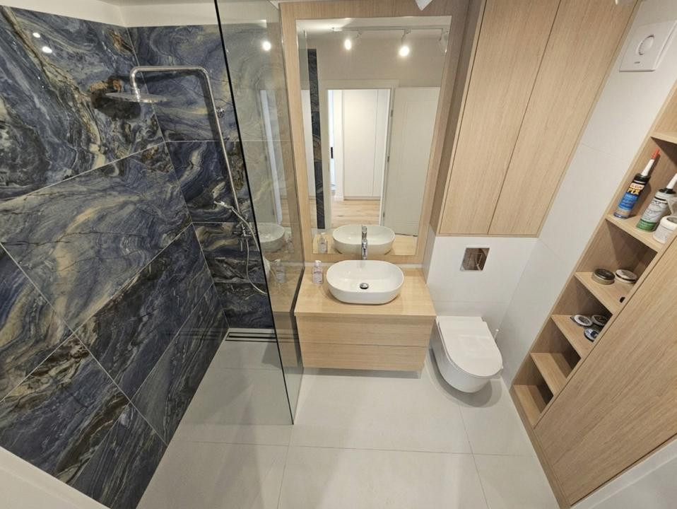 Apartament 2 camere, 53mp, etaj intermediar, terasa 22mp, parcare, zona Amethyst