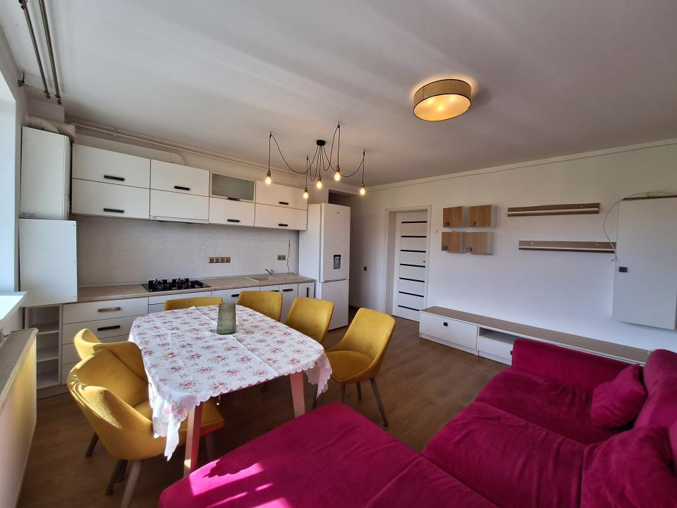 Apartament cu 3 camere, gradina, parcare, zona Stadionului