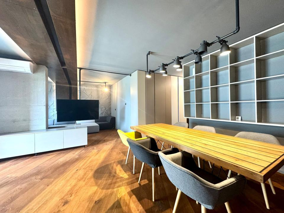 Apartament 3 camere, 91 mp, la cheie, parcare, zona Grand Hotel Italia