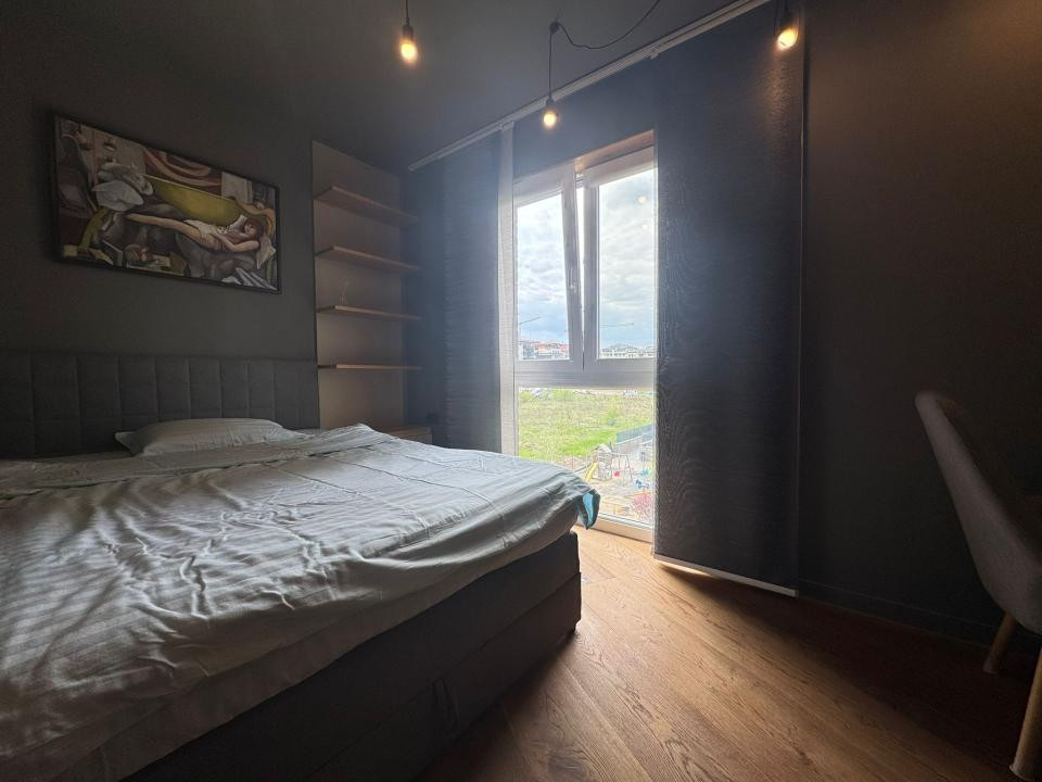 Apartament 3 camere, 91 mp, la cheie, parcare, zona Grand Hotel Italia