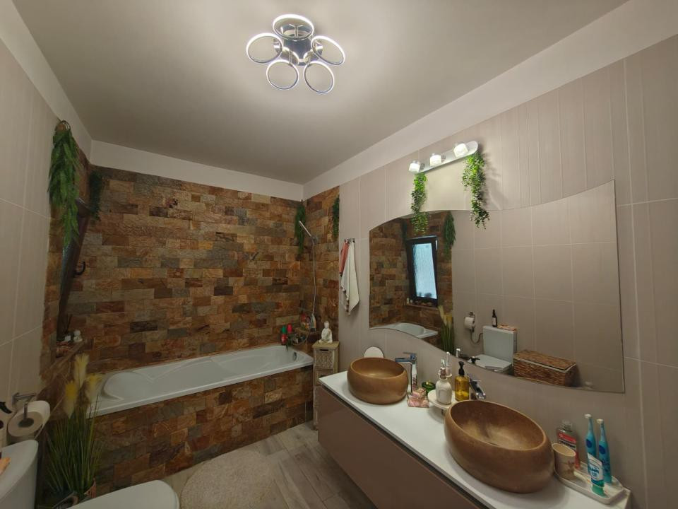 Duplex de vanzare , 120 mp,Garaj utili zona Narciselor