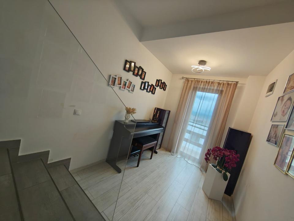 Duplex de vanzare , 120 mp,Garaj utili zona Narciselor