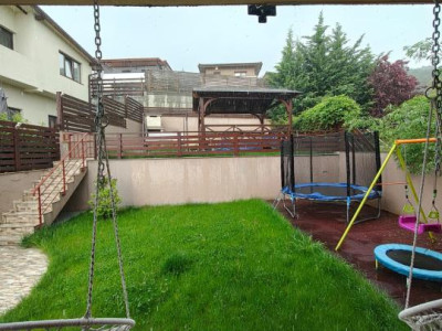 Duplex de vanzare , 120 mp,Garaj utili zona Narciselor