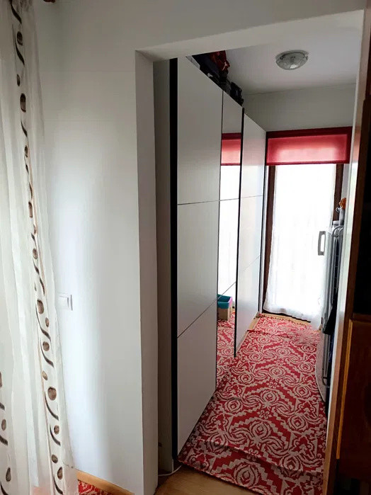 Apartament cu 3 camere, 2 terase, parcare, zona Sub Cetate