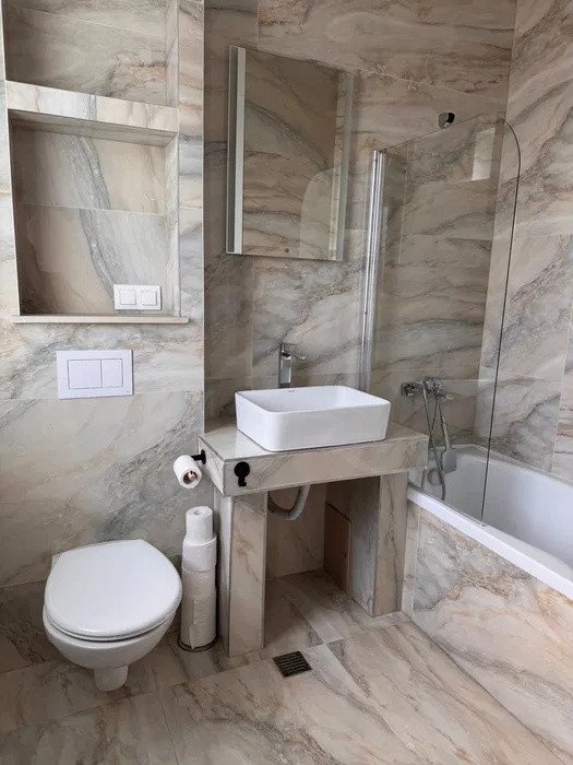 Duplex la cheie cu 4 camere, 120 mp+250 mp teren, 3 parcari, zona Garii