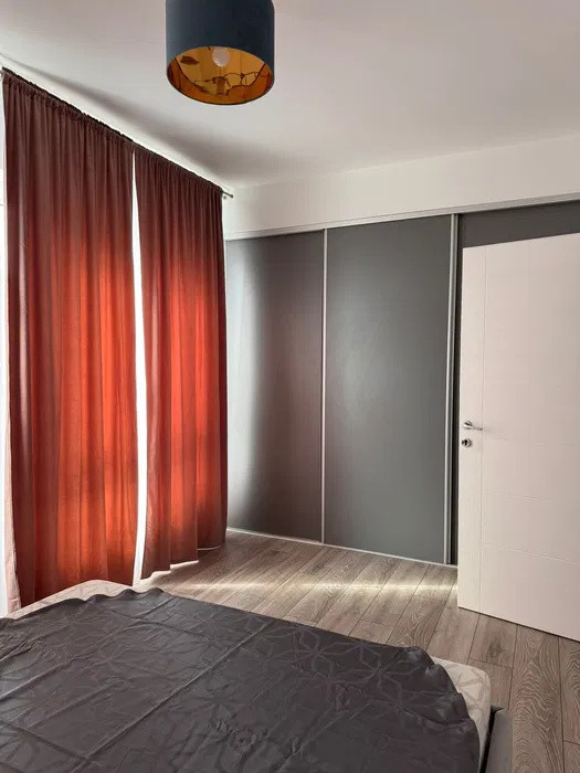 Duplex la cheie cu 4 camere, 120 mp+250 mp teren, 3 parcari, zona Garii