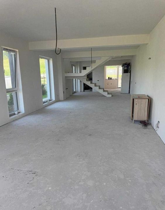 Duplex, 4 camere, 166mp, zona Dambul Rotund 