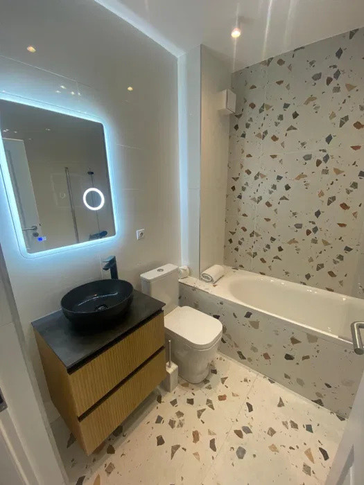 Apartament cu o camera, 35 mp, parcare, zona Abatorului