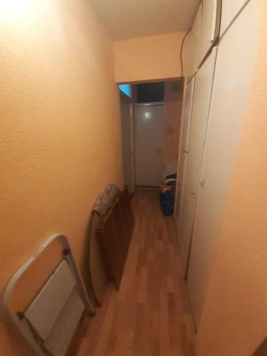 Apartament 4 Camere Decomandate, 80 mp, 2 Balcoane, etaj Intermediar, renovabil