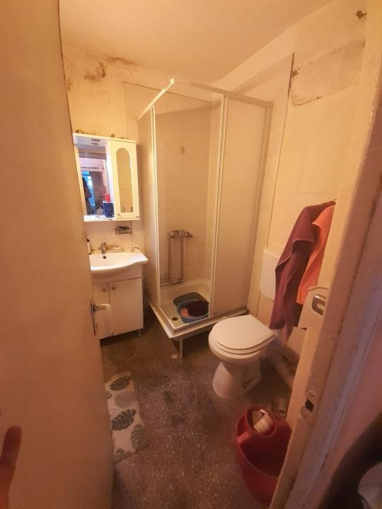 Apartament 4 Camere Decomandate, 80 mp, 2 Balcoane, etaj Intermediar, renovabil