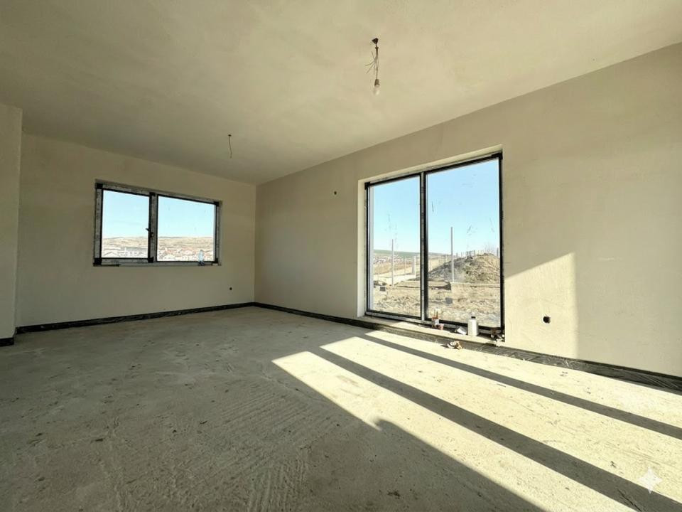 Casă individuală, 170 mp, finisata, pe un singur nivel, 300 mp curte, Chinteni
