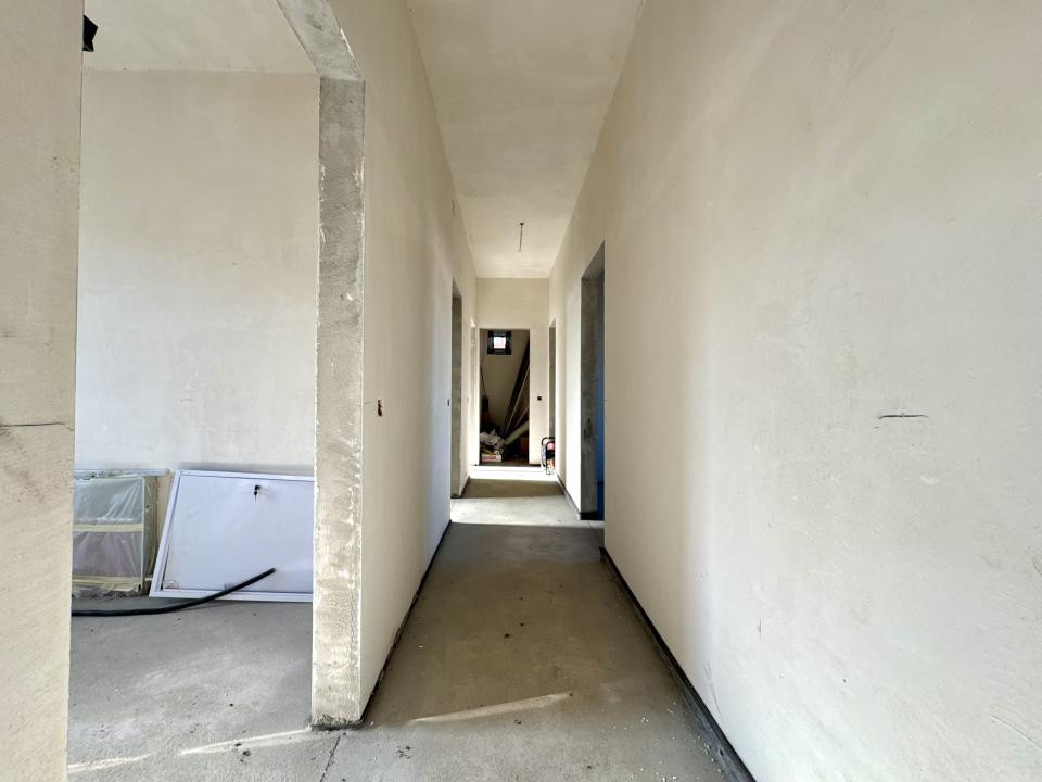 Casă individuală, 170 mp, finisata, pe un singur nivel, 300 mp curte, Chinteni