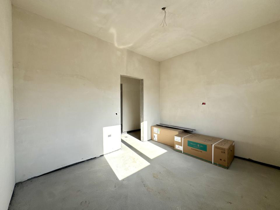 Casă individuală, 170 mp, finisata, pe un singur nivel, 300 mp curte, Chinteni
