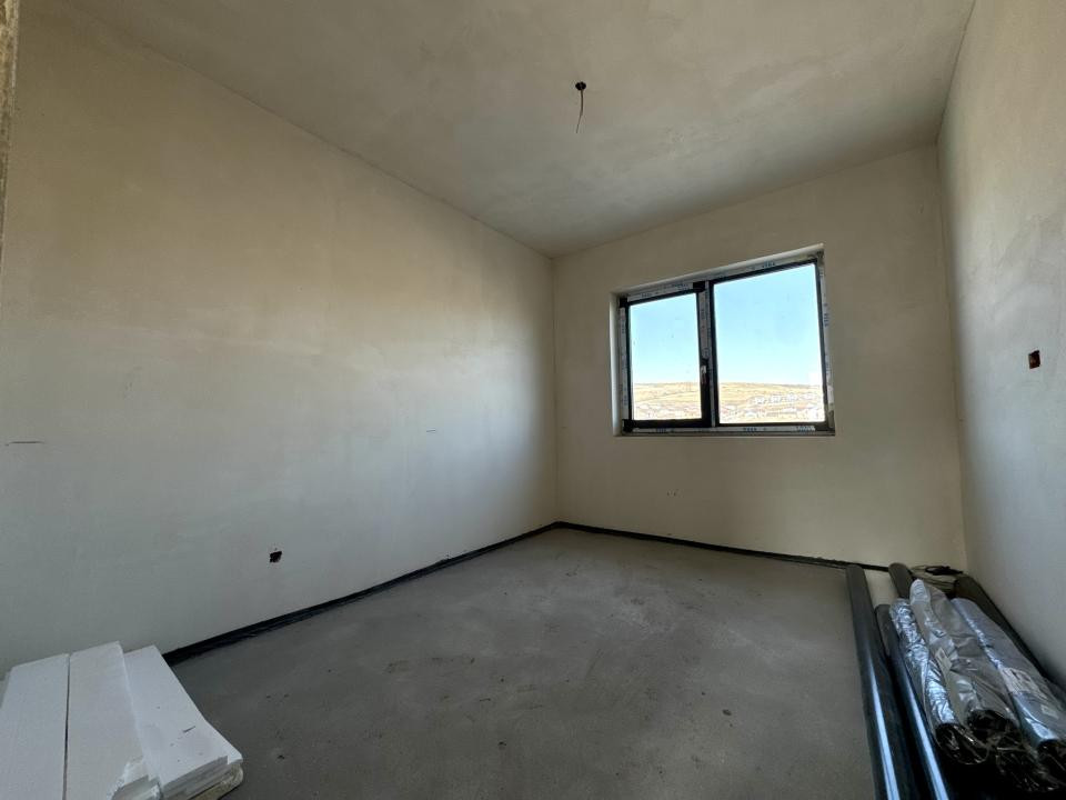 Casă individuală, 170 mp, finisata, pe un singur nivel, 300 mp curte, Chinteni