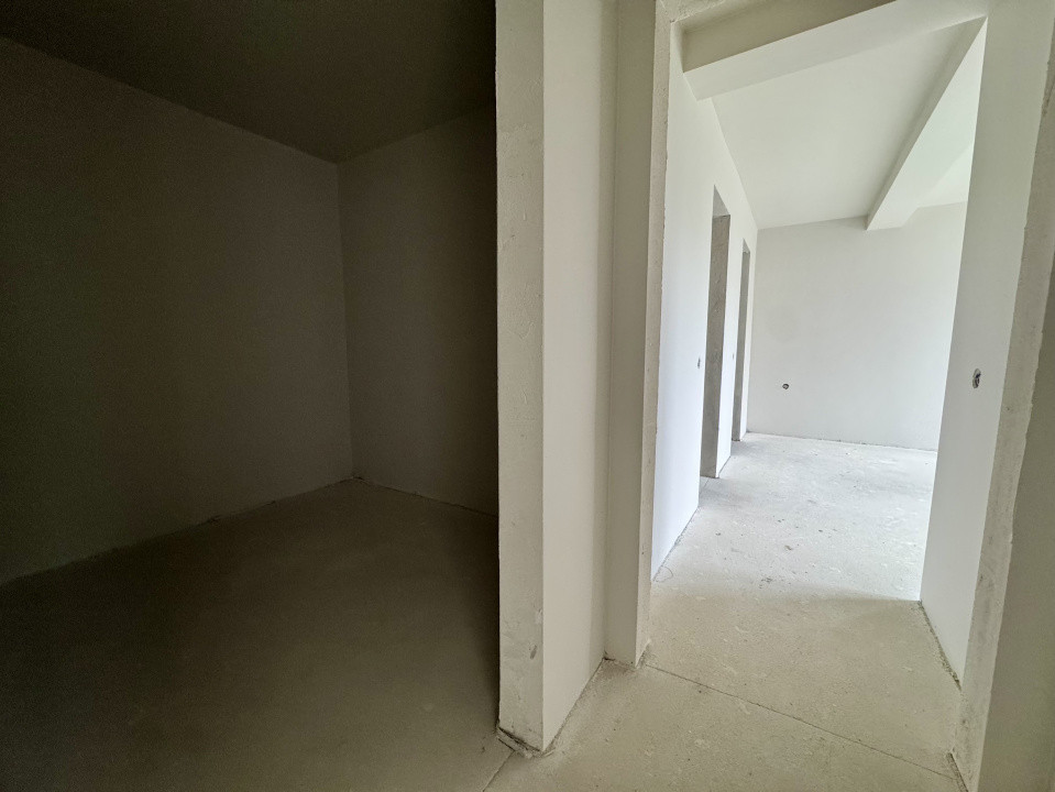 Casă tip duplex, 4 camere, 3 băi, 143 mp, Chinteni