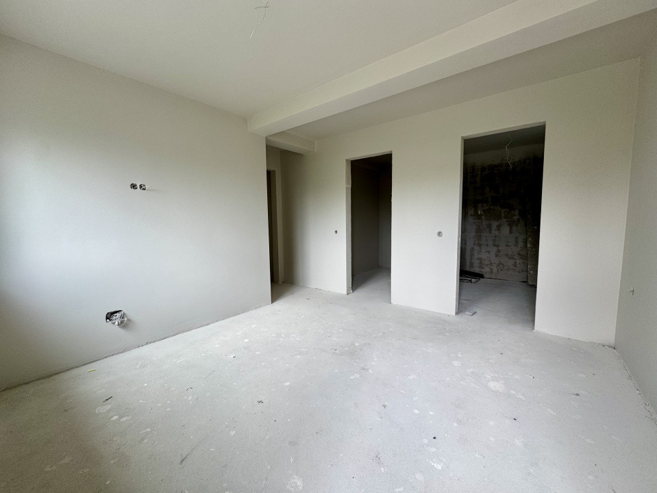 Casă tip duplex, 4 camere, 3 băi, 143 mp, Chinteni