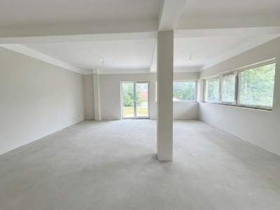 Casă tip duplex, 4 camere, 3 băi, 143 mp, Chinteni