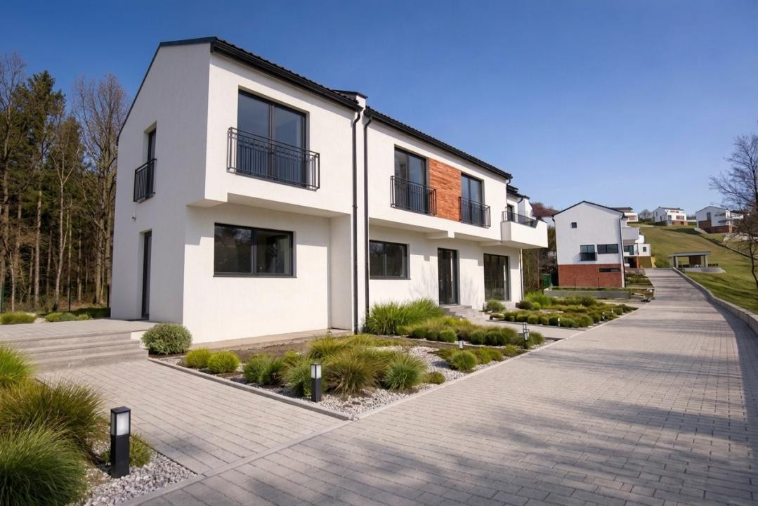 Casa tip duplex, 4 camere, 240mp, zona Chinteni