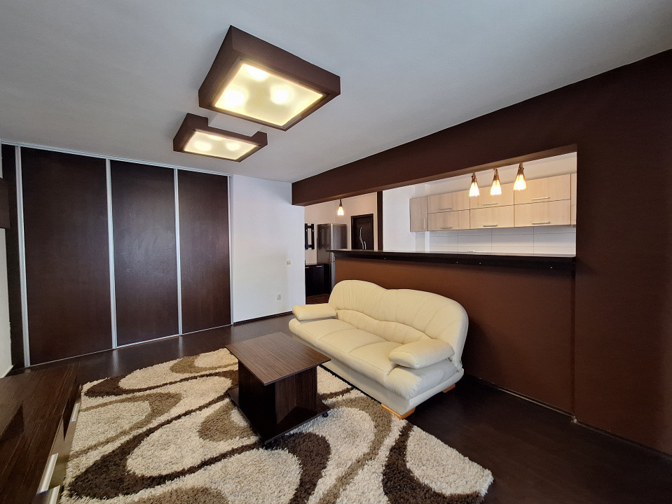 Apartament cu 2 camere, 52 mp, balcon, zona Terra