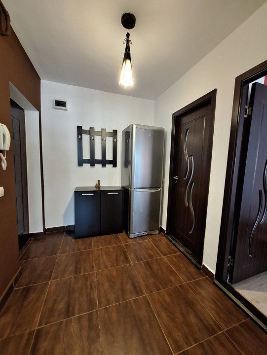 Apartament cu 2 camere, 52 mp, balcon, zona Terra