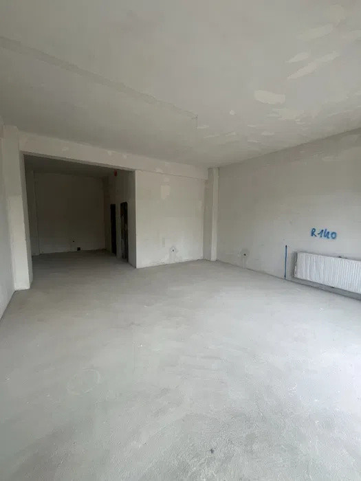 Spațiu comercial cu vad, 52 mp, parter, zona străzii Fabricii