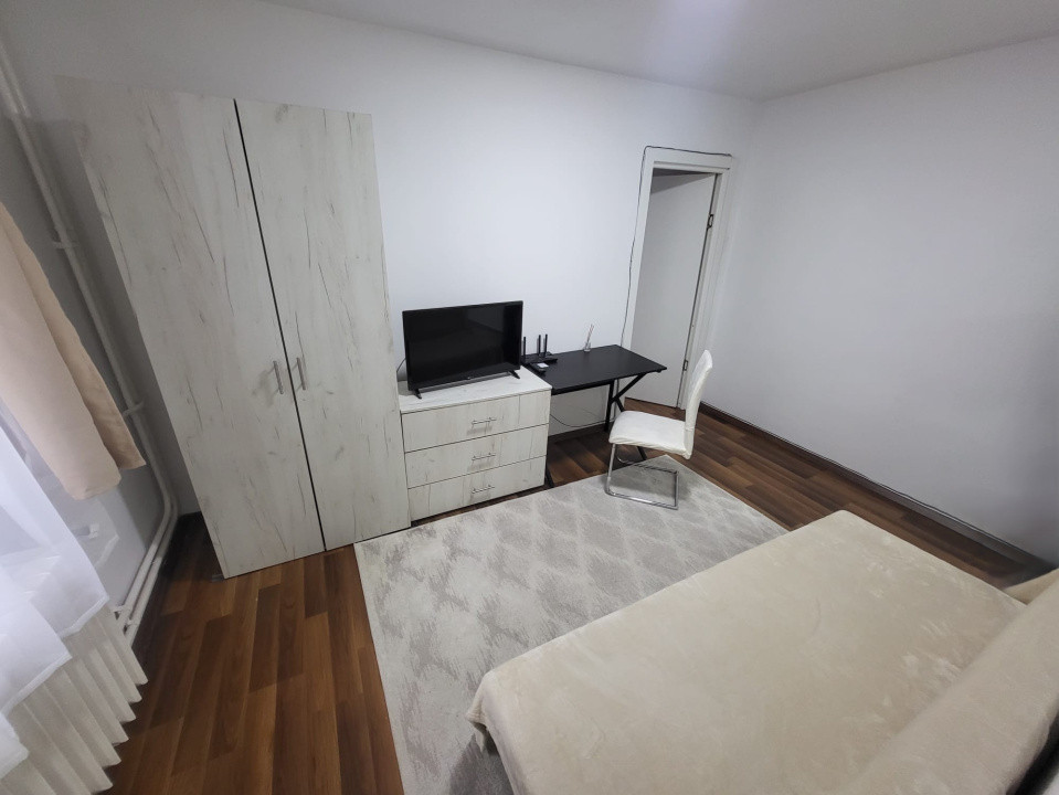 Apartament 2 camere, 28mp, zona Piata Hermes