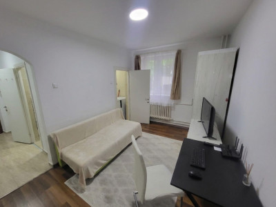Apartament 2 camere, 28mp, zona Piata Hermes
