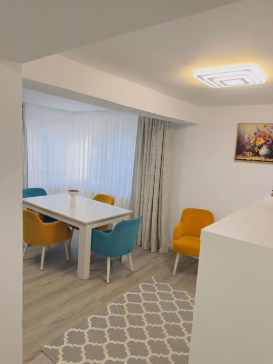 Apartament cu 2 camere, 61 mp, etaj intermediar in zona Sigma