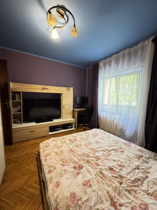 Apartament de 3 camere, Decomandat, 65 mp, Garaj, Boxa, Zorilor