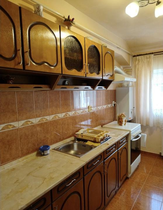 Apartament de 55 mp utili,parcare inclusa,zona Florilor