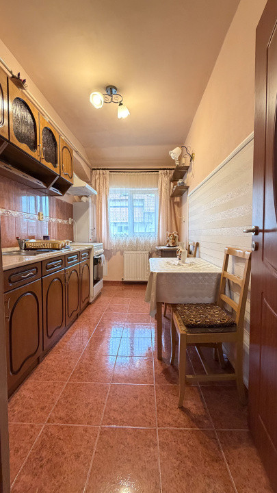 Apartament de 55 mp utili,parcare inclusa,zona Florilor
