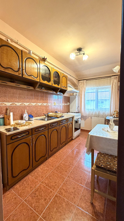 Apartament de 55 mp utili,parcare inclusa,zona Florilor