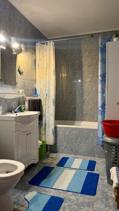 Apartament de 55 mp utili,parcare inclusa,zona Florilor