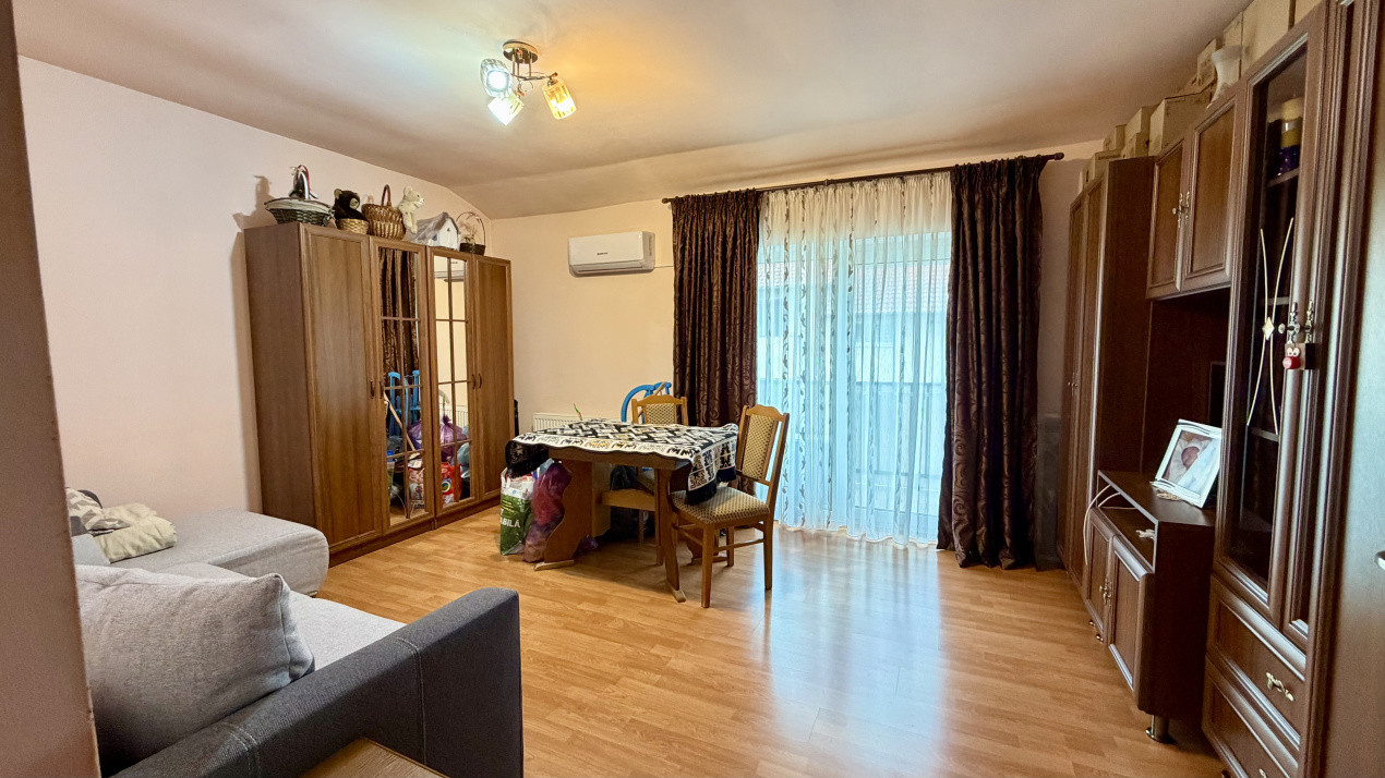 Apartament de 55 mp utili,parcare inclusa,zona Florilor
