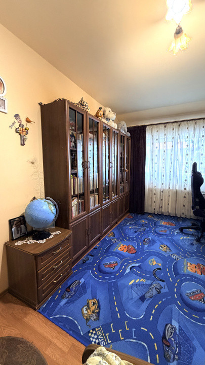 Apartament de 55 mp utili,parcare inclusa,zona Florilor