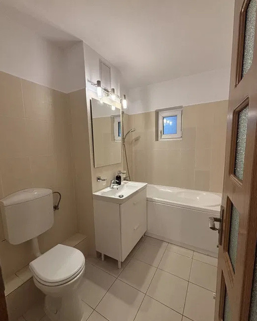 Apartament la cheie cu 2 camere, 53 mp, decomandat, etaj intermediar, Pasteur