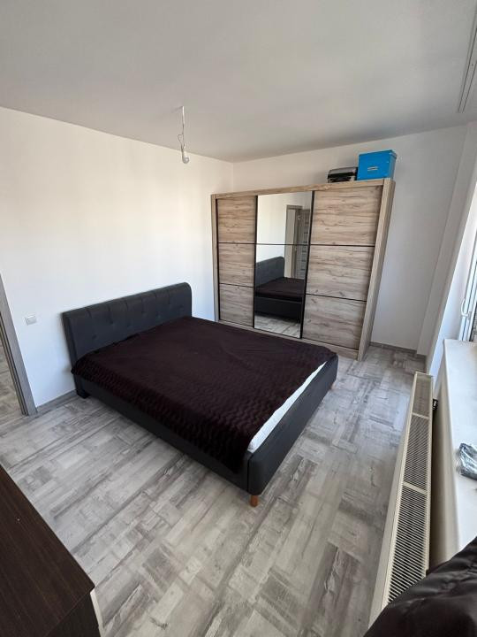 Aparrtament de 51 mp utili,parcare,bloc nou cu lift ,zona Terra